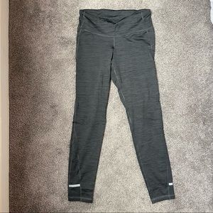 Old Navy Active, Go-Dry fitted leggings- M